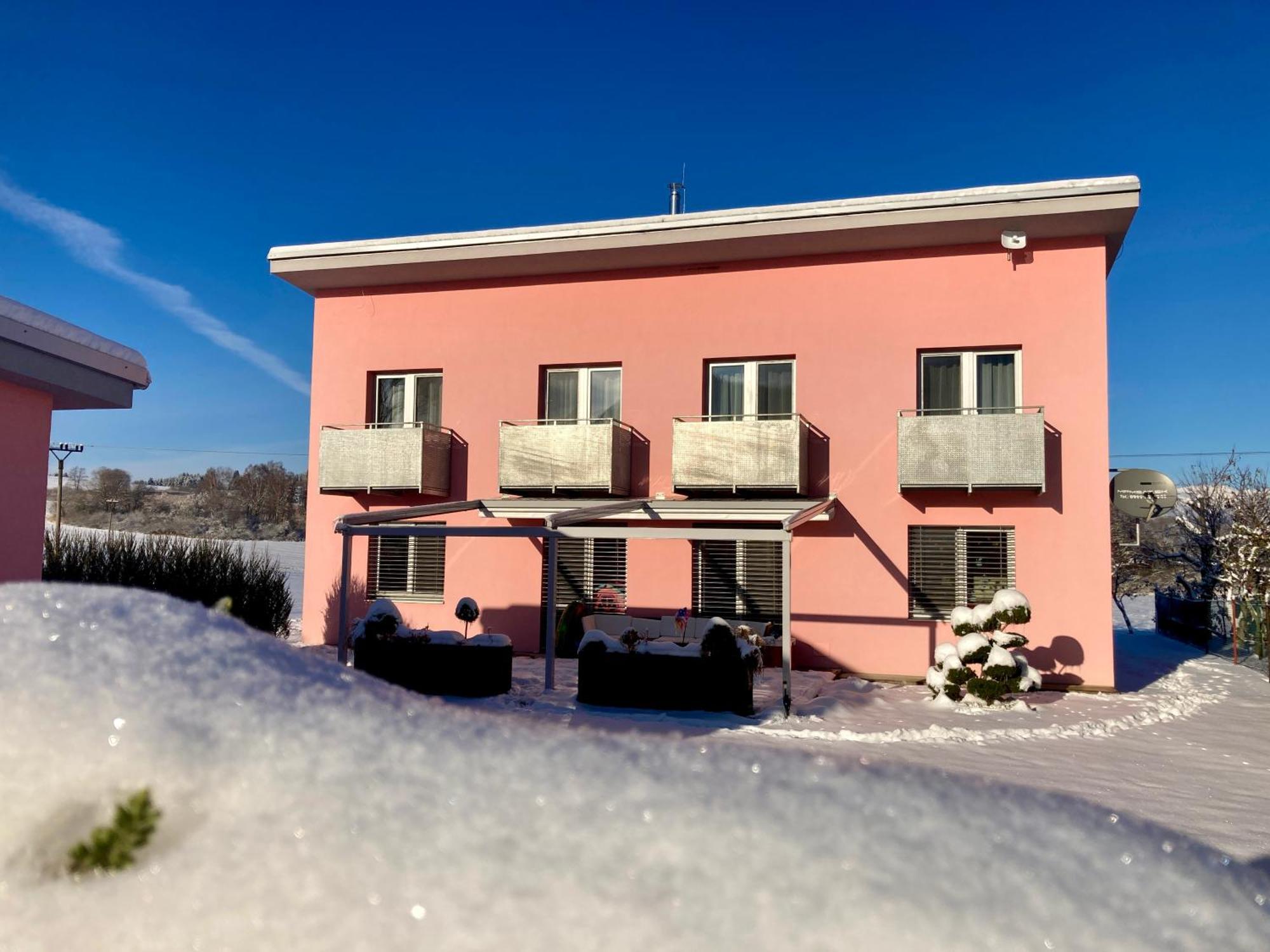 Privat Air - Pavcina Lehota Apartman Lipótszentmiklós Kültér fotó